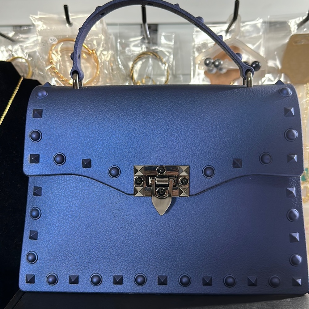 SOLD!!! V Design Bag